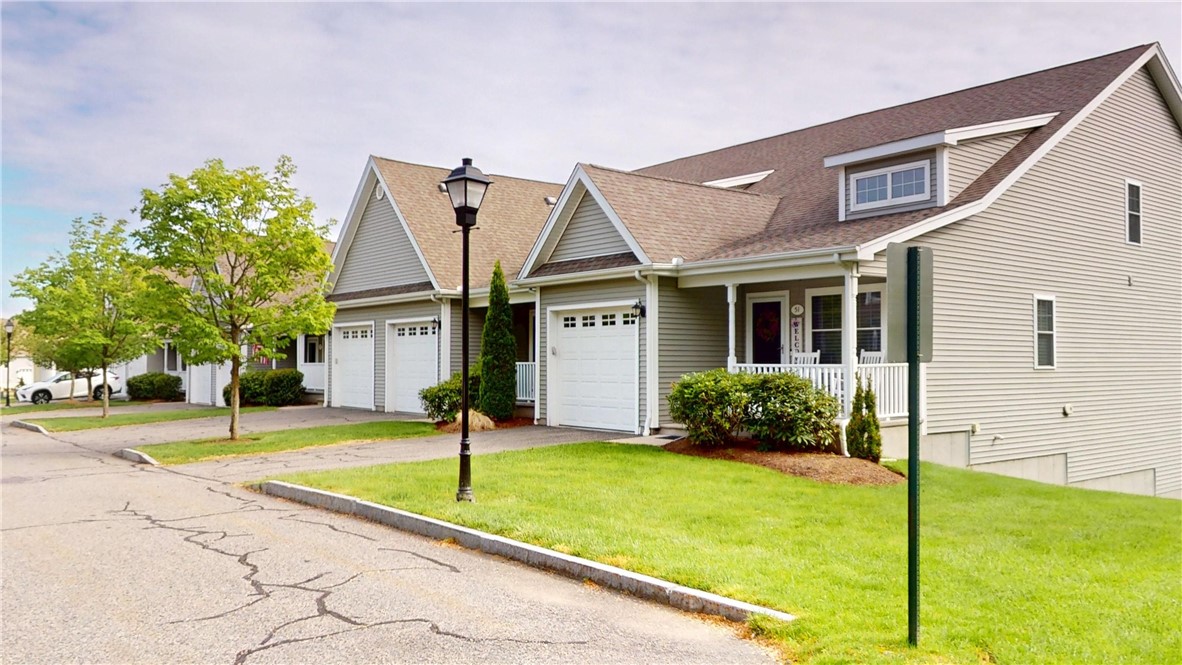 500 Mendon Road, Unit 53 Cumberland, RI 02864 - Photo 32 of 41