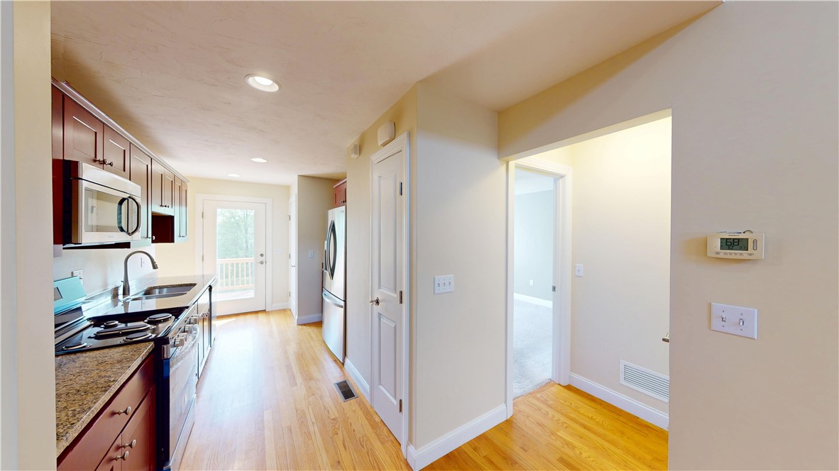500 Mendon Road, Unit 53 Cumberland, RI 02864 - Photo 8 of 41