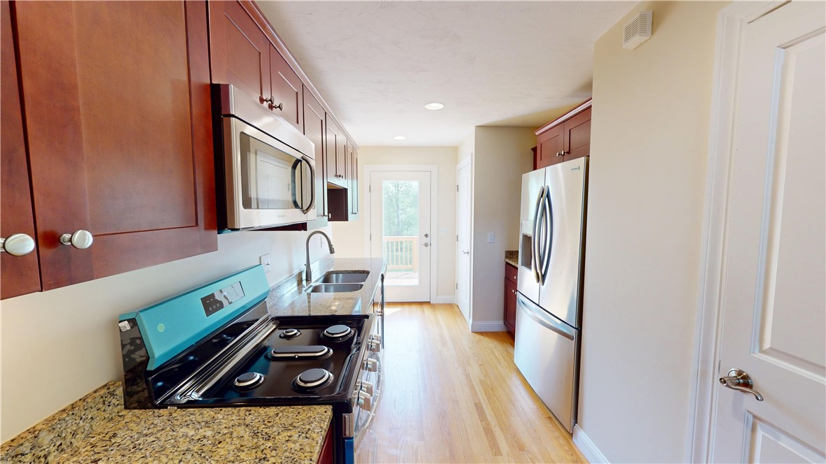 500 Mendon Road, Unit 53 Cumberland, RI 02864 - Photo 9 of 41