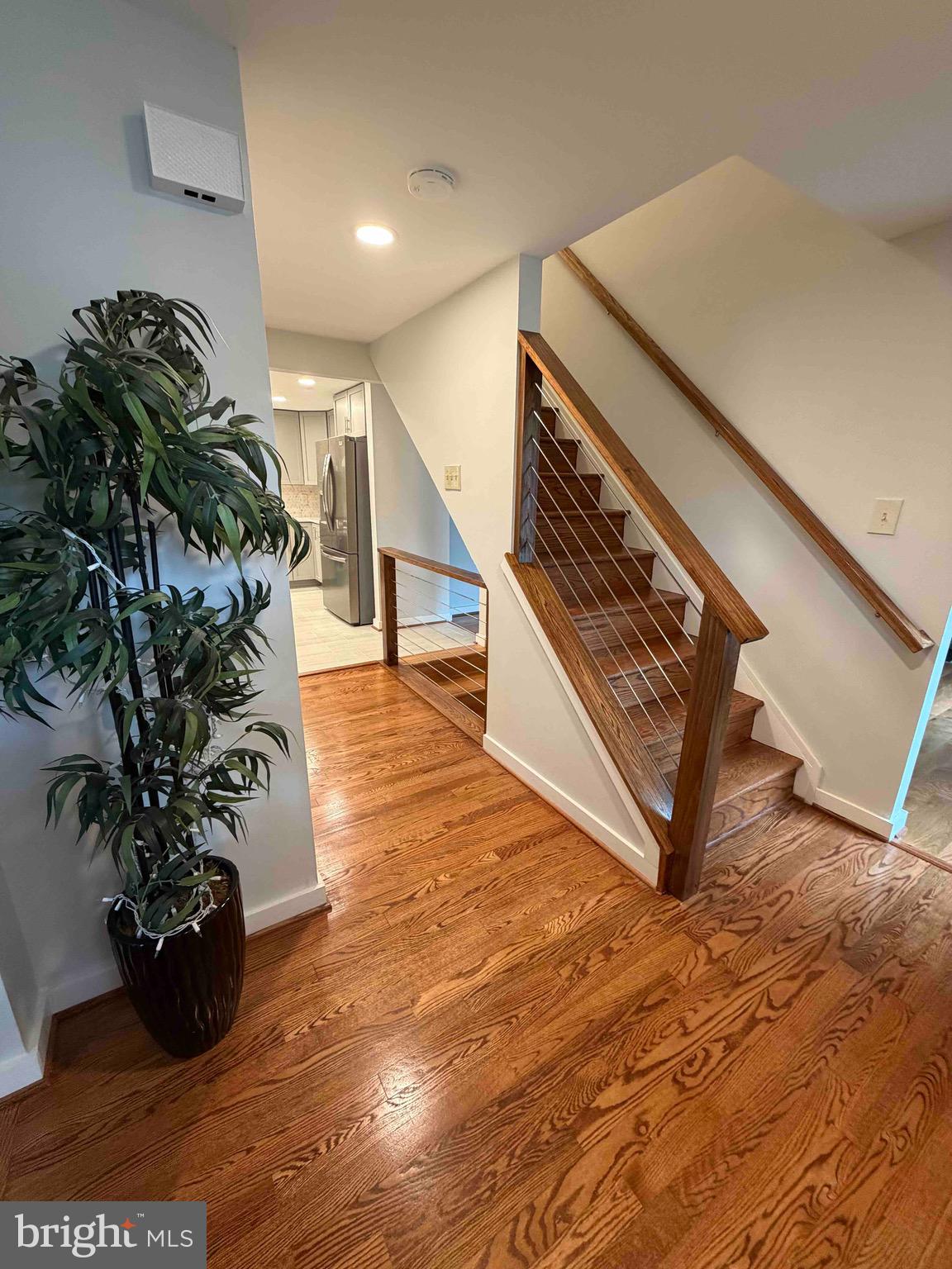 2283 Dosinia Court Reston, VA 20191 - Photo 12 of 27 Upstairs
