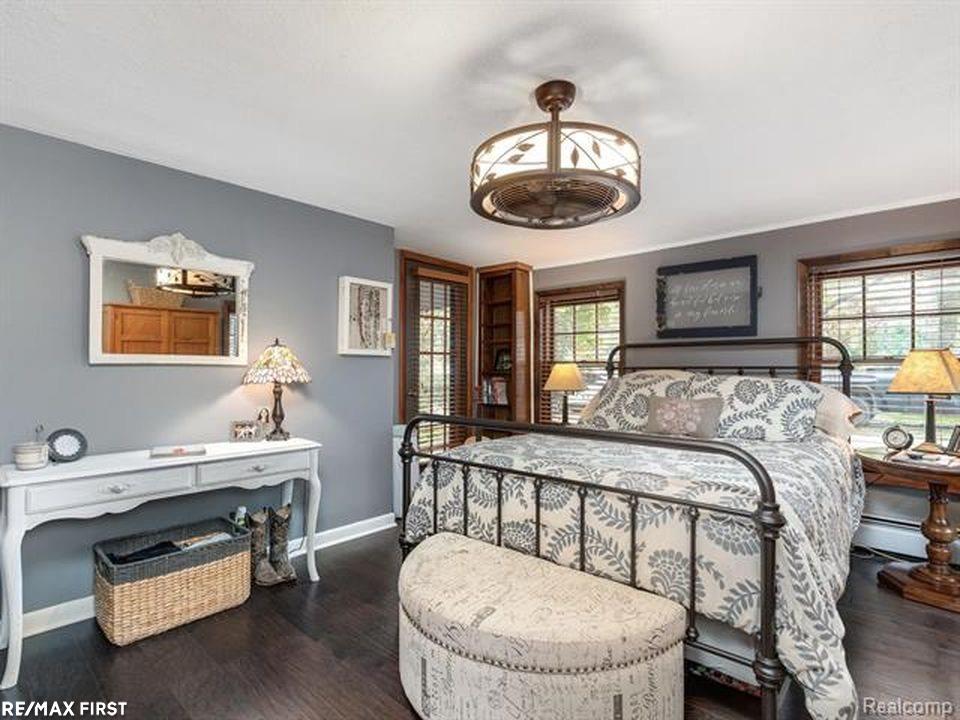 298 West St Clair Street Romeo, MI 48065 - Photo 18 of 48 50004708-18.JPG