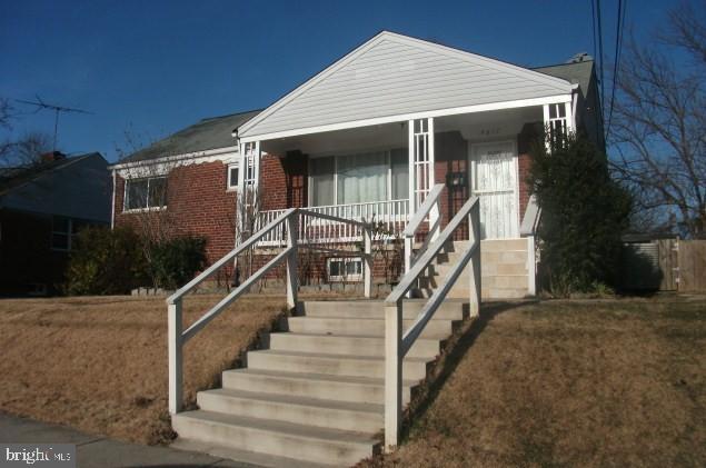 9615 Cottrell Terrace Silver Spring, MD 20903 - Photo 3 of 44 Gallery Image 3