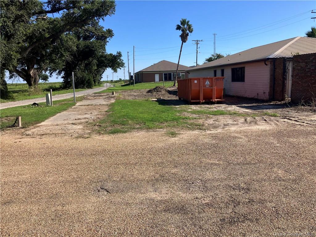 132 Smith Circle Cameron, LA 70631 - Photo 2 of 5