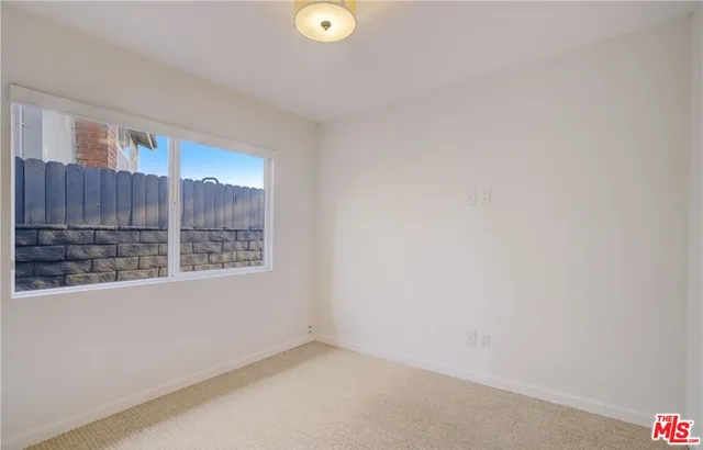 a view of a window in a room