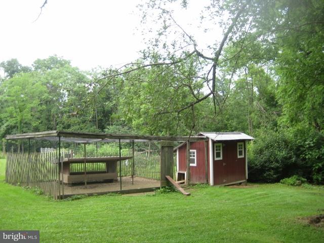 333 Valley View Road Myerstown, PA 17067 - Photo 3 of 38 Gallery Image 3