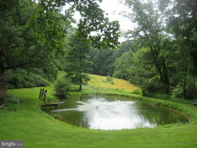 333 Valley View Road Myerstown, PA 17067 - Photo 9 of 38 Gallery Image 9