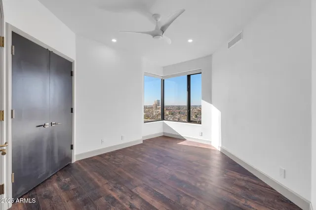 $1,250,000 | 1040 East Osborn Road, Unit 1004, Phoenix, AZ 85014