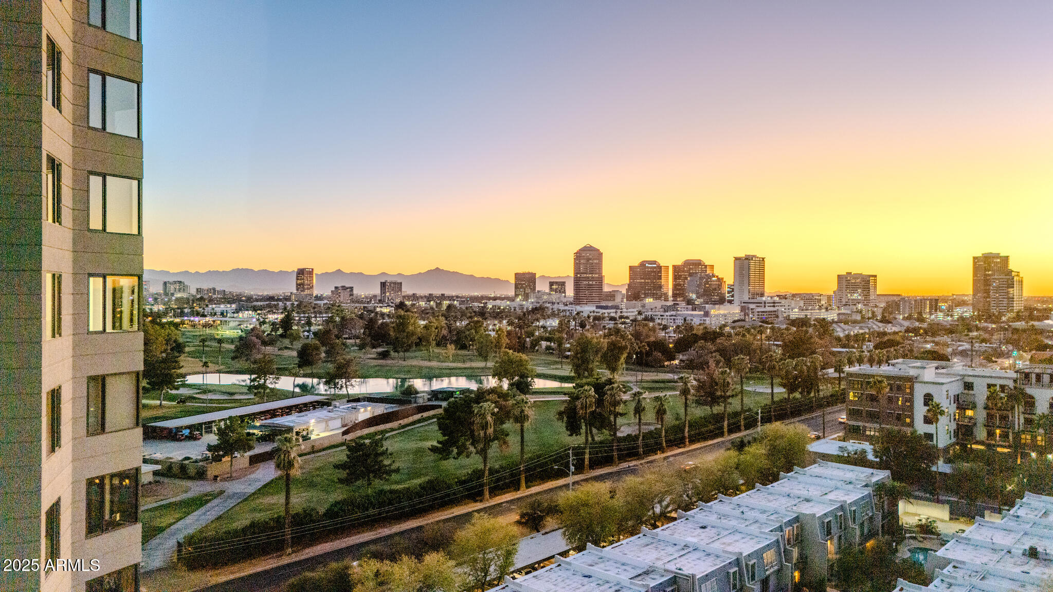 1040 East Osborn Road, Unit 1004 Phoenix, AZ 85014 - Photo 42 of 60 1040 E Osborn Drone Twilight-6