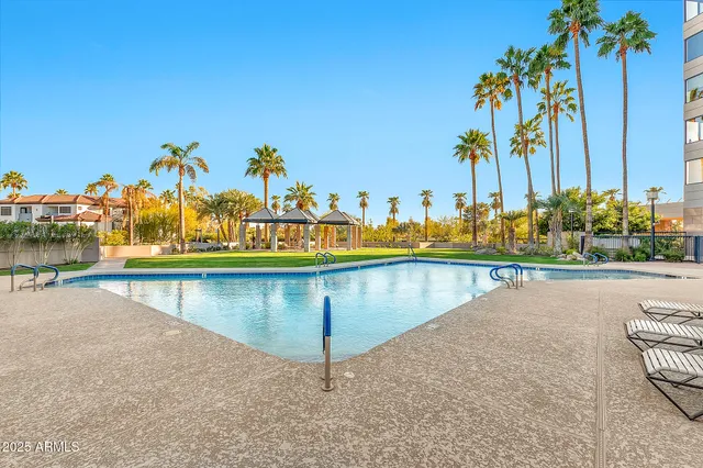 $1,250,000 | 1040 East Osborn Road, Unit 1004, Phoenix, AZ 85014
