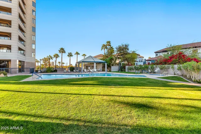 $1,250,000 | 1040 East Osborn Road, Unit 1004, Phoenix, AZ 85014
