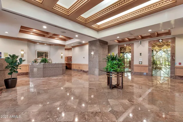 $1,250,000 | 1040 East Osborn Road, Unit 1004, Phoenix, AZ 85014