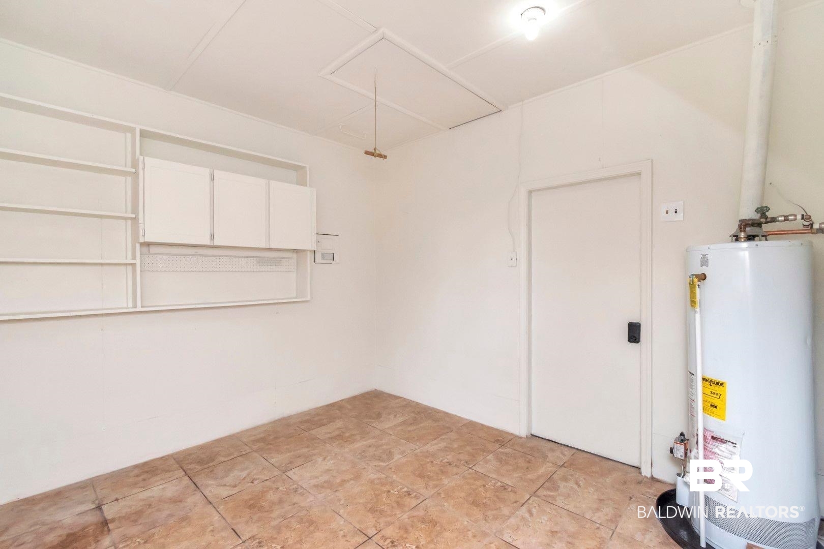 607 Markham Drive Mobile, AL 36609 - Photo 17 of 27