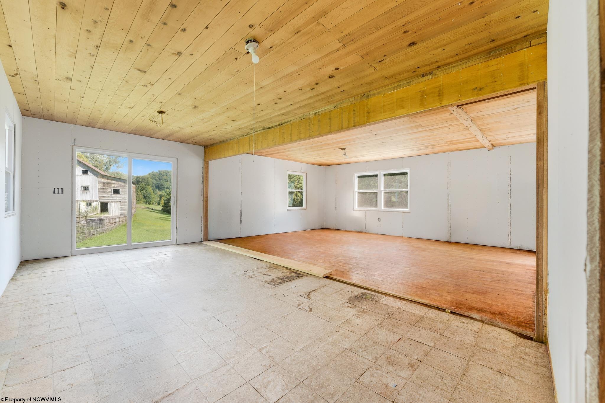 79 Liming Ridge Road Burton, WV 26562 - Photo 7 of 35 Gallery Image 7