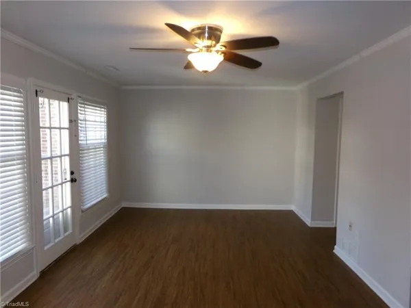 $1,695 | 3915 Valley Court, Winston-Salem, NC 27106