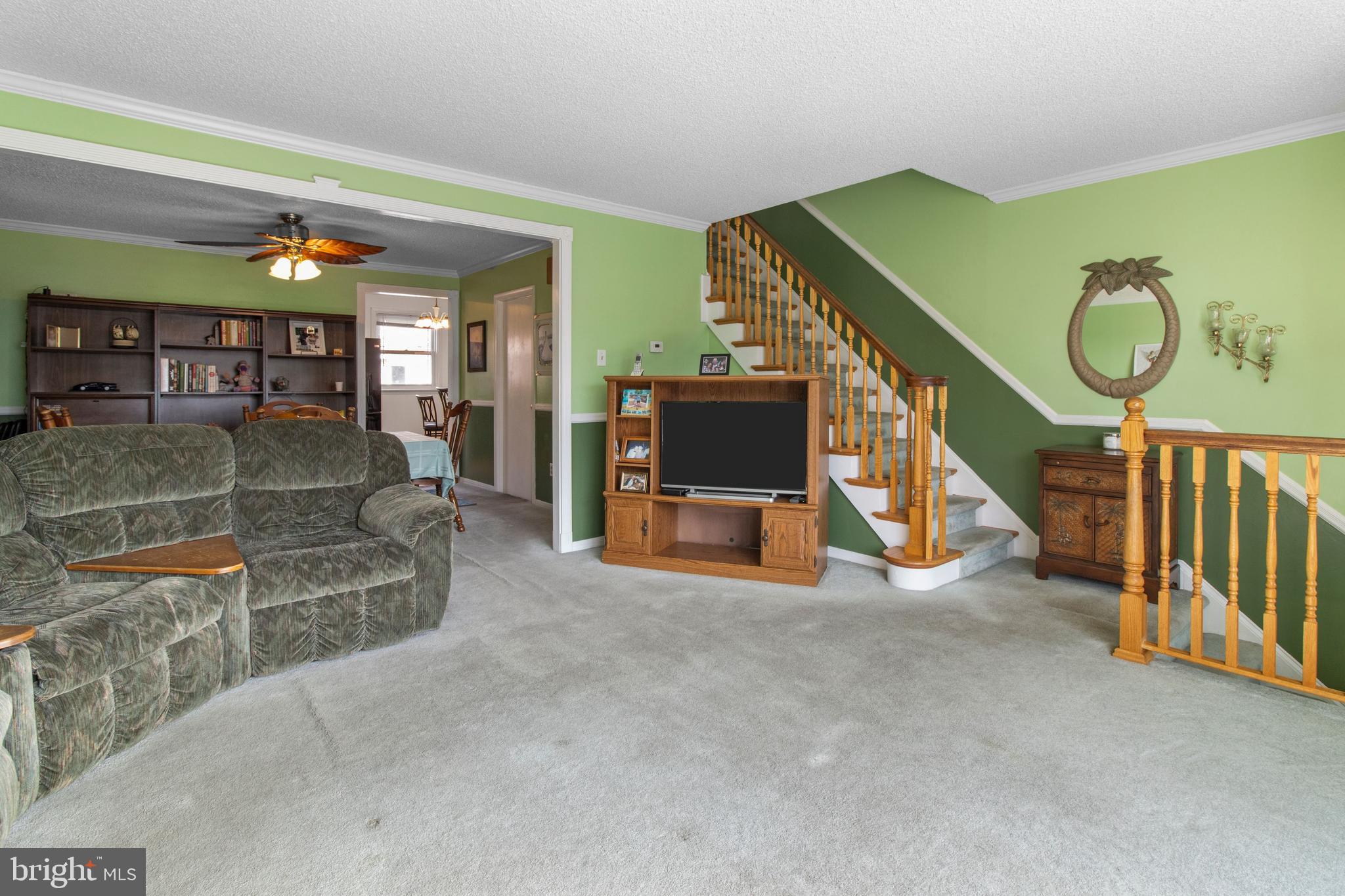 10222 Kilburn Road Philadelphia, PA 19114 - Photo 8 of 38 Gallery Image 8