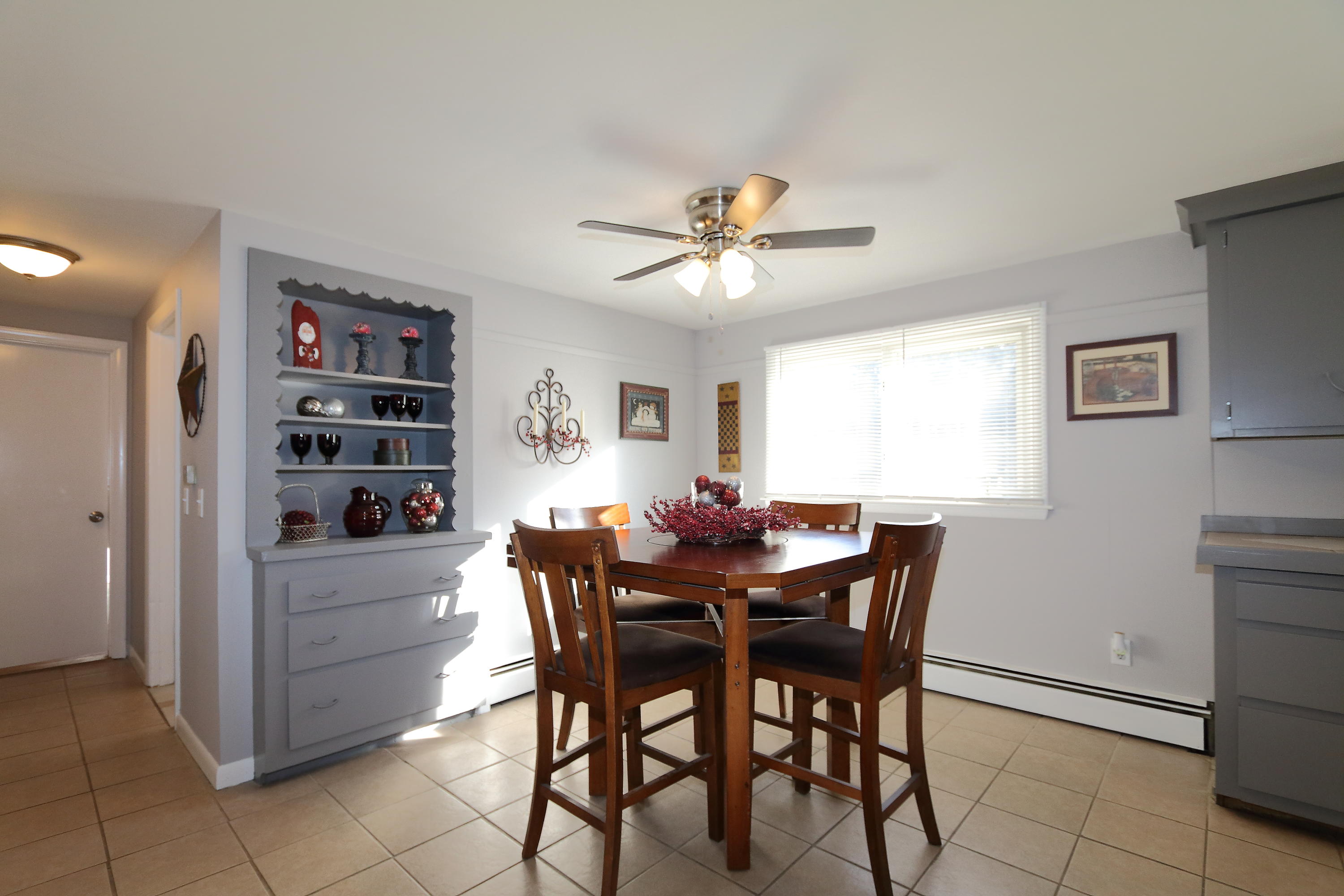 206 State Park Road Casco, ME 04015 - Photo 3 of 15 dining area