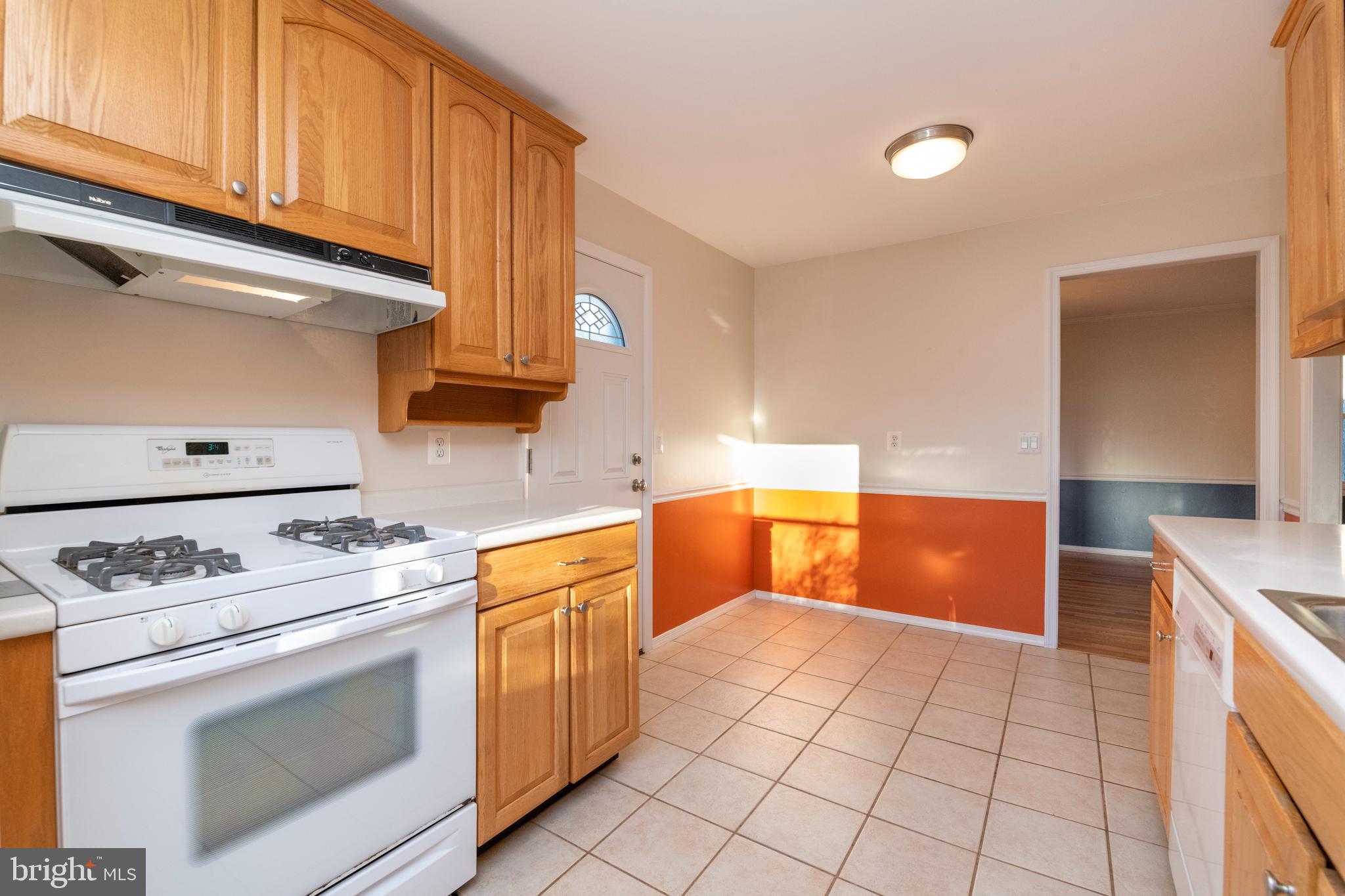 409 Highmeadow Road Reisterstown, MD 21136 - Photo 11 of 38 Great space for table, banquette or to open up...