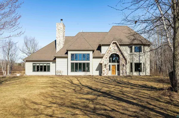 $989,000 | 390 Crosby Road, Cloquet, MN 55720