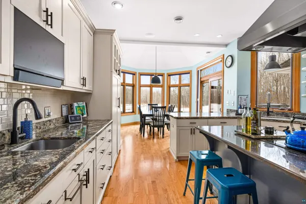 $989,000 | 390 Crosby Road, Cloquet, MN 55720