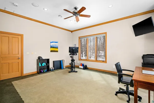 $989,000 | 390 Crosby Road, Cloquet, MN 55720