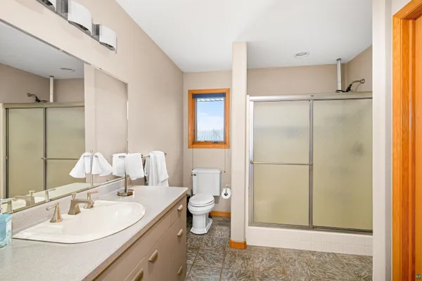 $989,000 | 390 Crosby Road, Cloquet, MN 55720