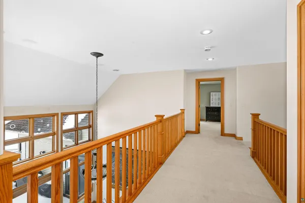 $989,000 | 390 Crosby Road, Cloquet, MN 55720