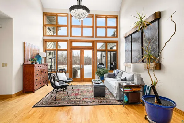 $989,000 | 390 Crosby Road, Cloquet, MN 55720