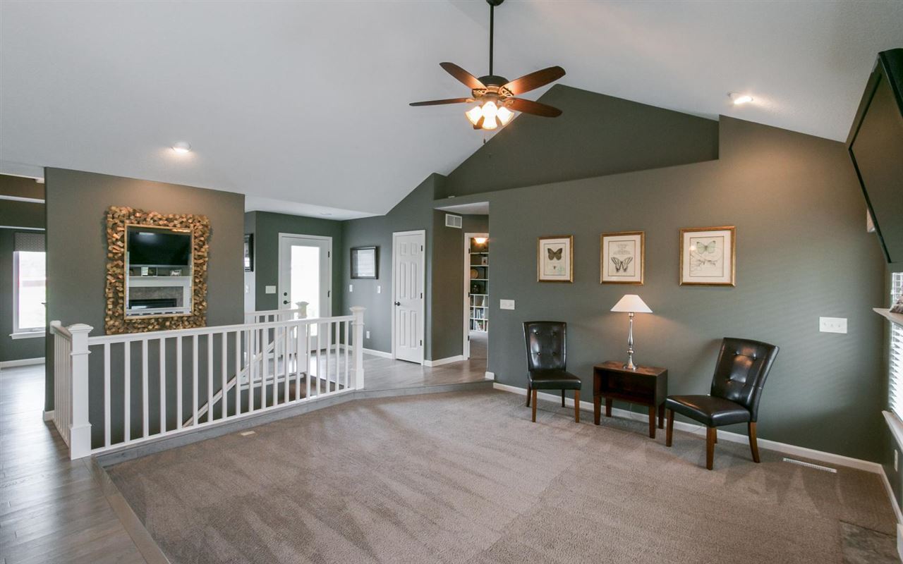 1432 Walter Mapp Drive Riverside, IA 52327 - Photo 4 of 31 Gallery Image 4