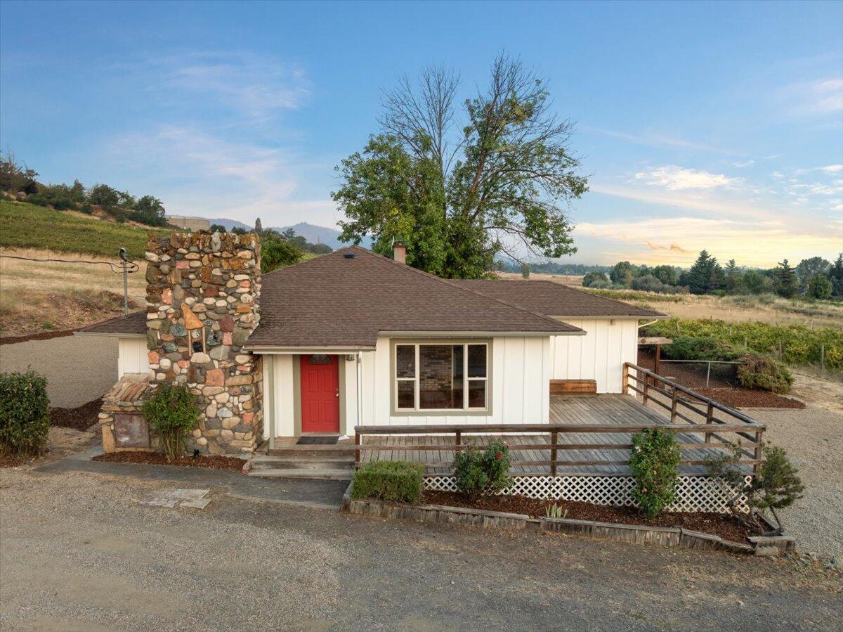 202 Pleasant View Talent, OR 97540 - Photo 11 of 65 Drone Cover