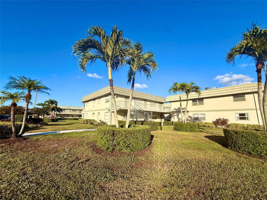 195 Flanders A, Unit 195 Delray Beach, FL 33484 - Photo 28 of 41