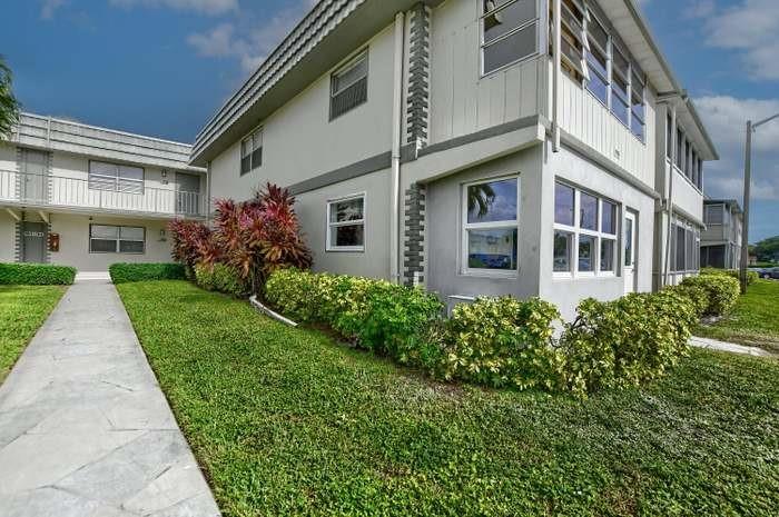 195 Flanders A, Unit 195 Delray Beach, FL 33484 - Photo 30 of 41