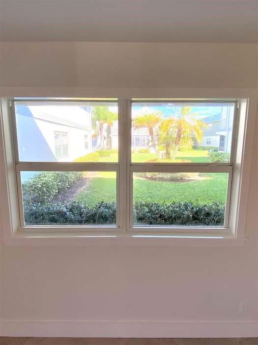 195 Flanders A, Unit 195 Delray Beach, FL 33484 - Photo 10 of 41