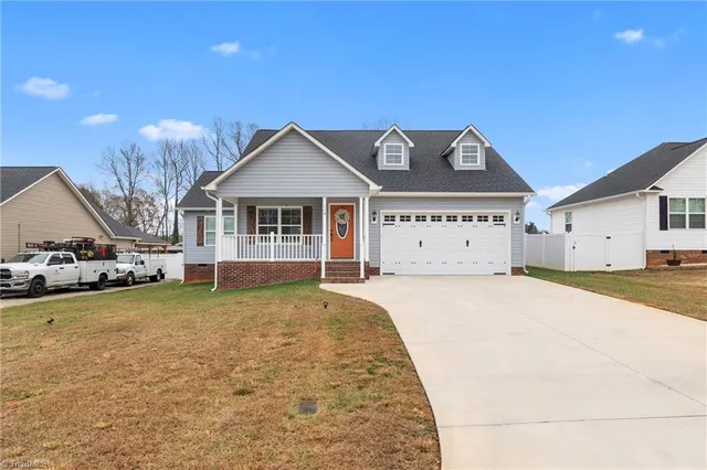 $334,000 | 114 Brooke Ridge Drive, Thomasville, NC 27360