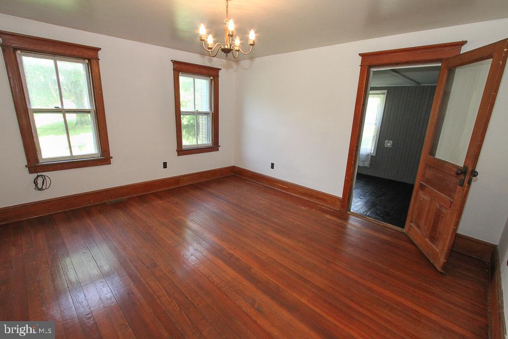 16 Old State Road Boyertown, PA 19512 - Photo 14 of 39 Left side living room