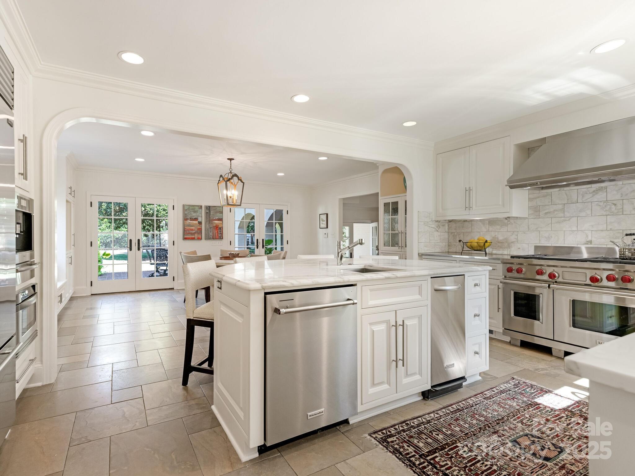 1600 South Wendover Road Charlotte, NC 28211 - Photo 14 of 48 Gallery Image 14