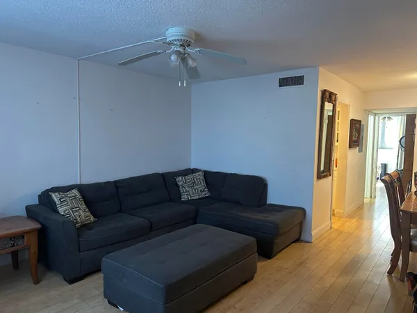 $1,900 | 2565 South Ocean Boulevard, Unit 1030C, Palm Beach, FL 33480