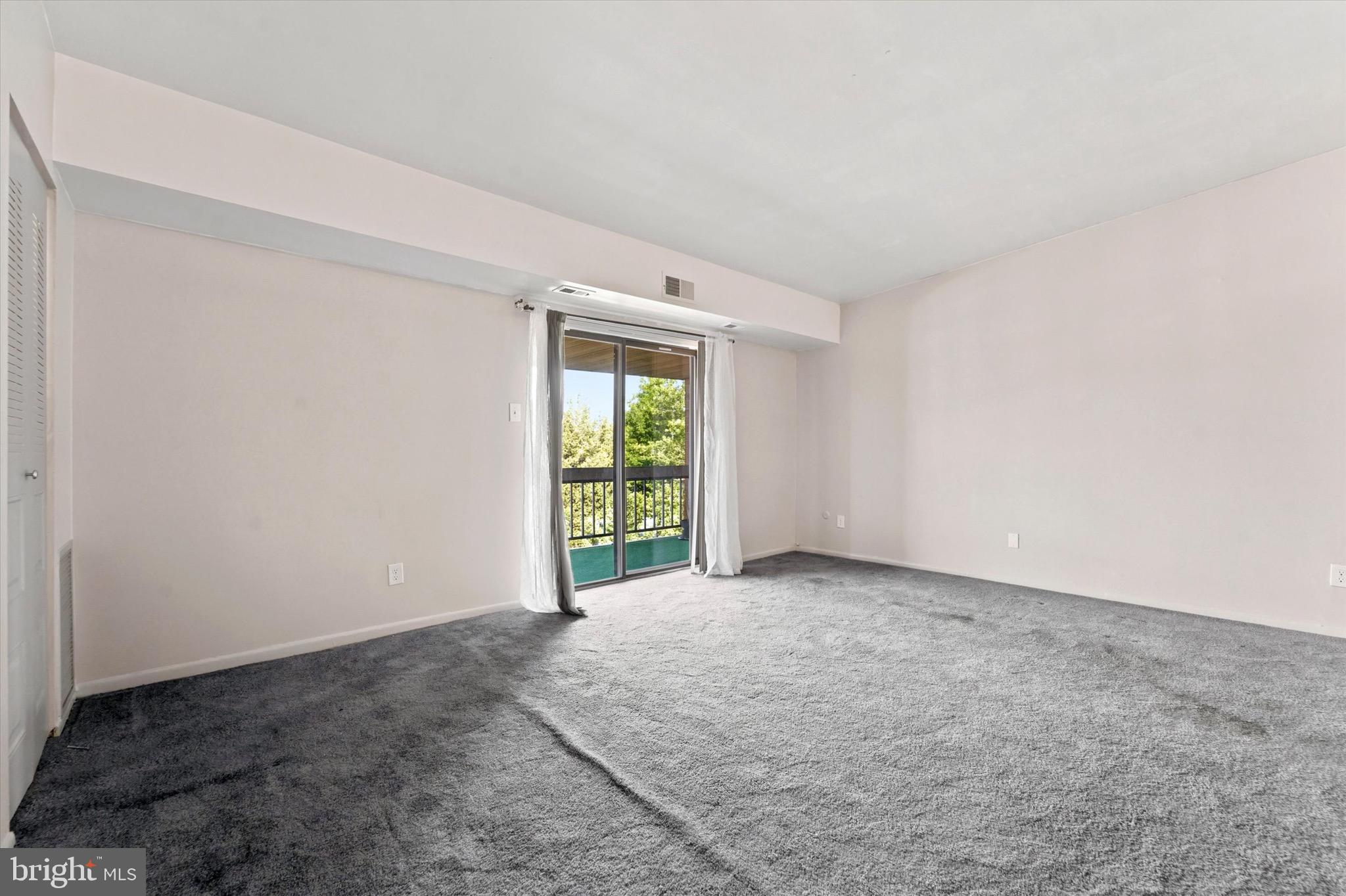 58201 Delaire Landing Road, Unit 201 Philadelphia, PA 19114 - Photo 7 of 25