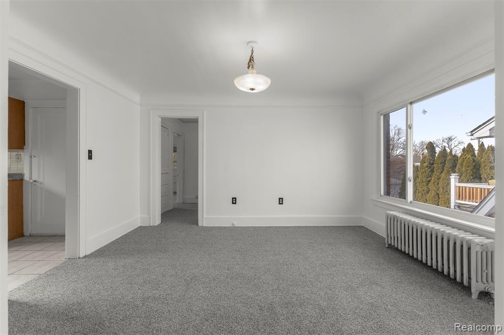21551 Edison Street Dearborn, MI 48124 - Photo 9 of 29