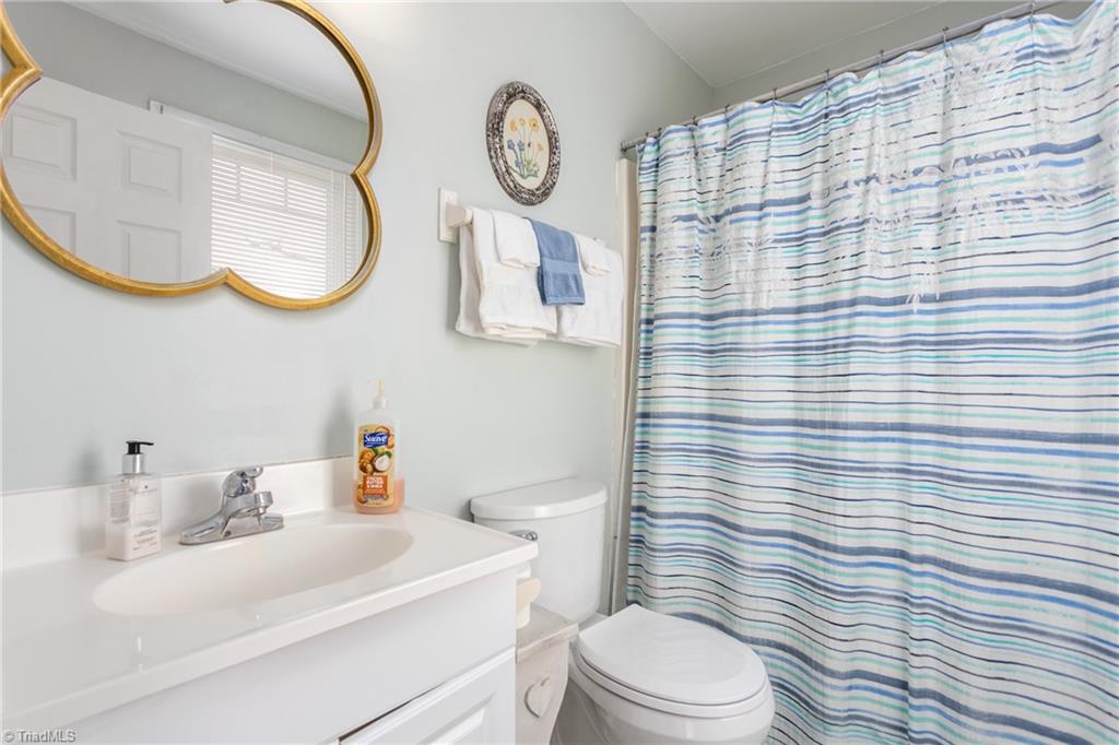 4110 Oak Ridge Road Summerfield, NC 27358 - Photo 16 of 26 Gallery Image 16