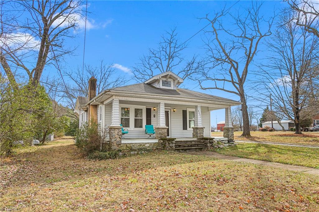 4110 Oak Ridge Road Summerfield, NC 27358 - Photo 2 of 26 Gallery Image 2