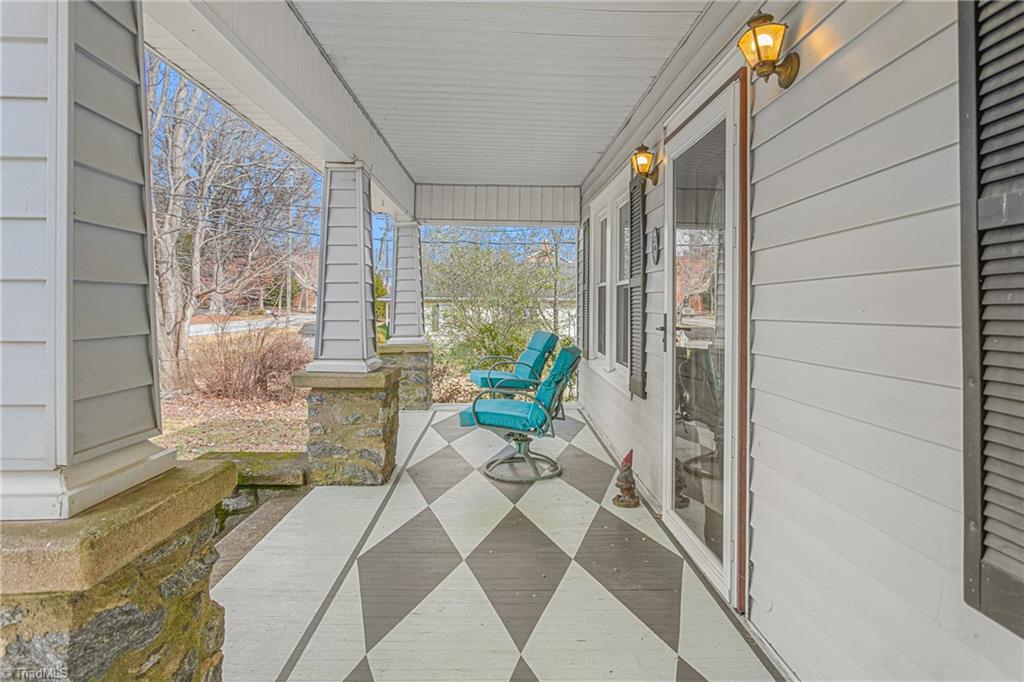 4110 Oak Ridge Road Summerfield, NC 27358 - Photo 4 of 26 Gallery Image 4