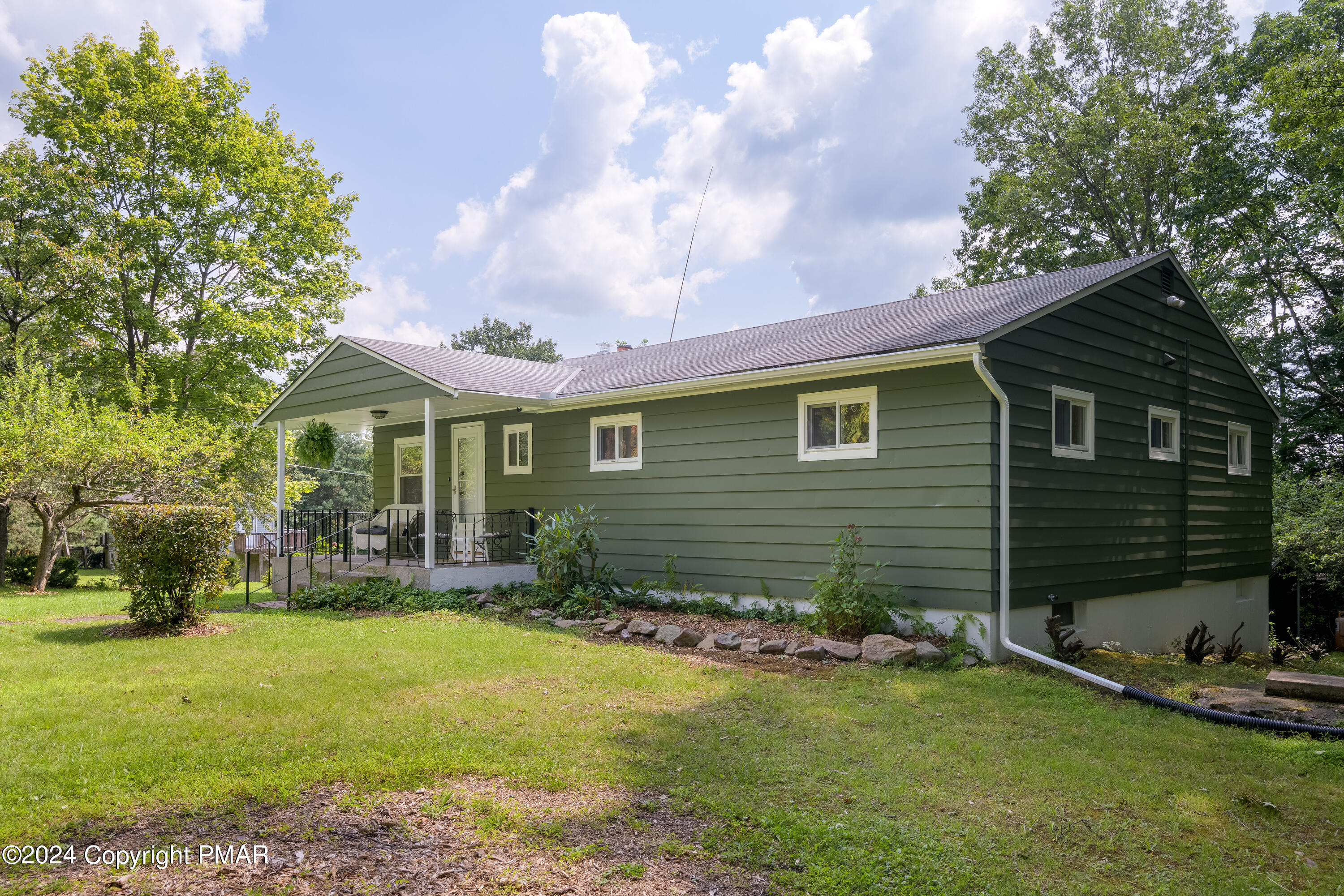 4689 Buck Lane Kunkletown, PA 18058 - Photo 4 of 44 004-4689BuckMBertsch