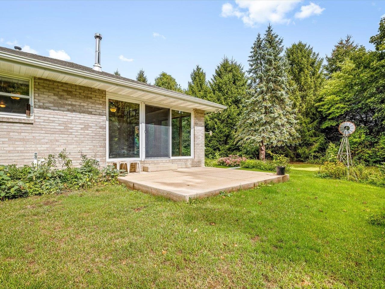 15085 East McNeal Road Monroe Center, IL 61052 - Photo 42 of 75 Gallery Image 42