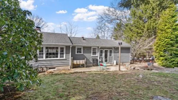 $499,000 | 4 Karen Ann Drive, Smithfield, RI 02917