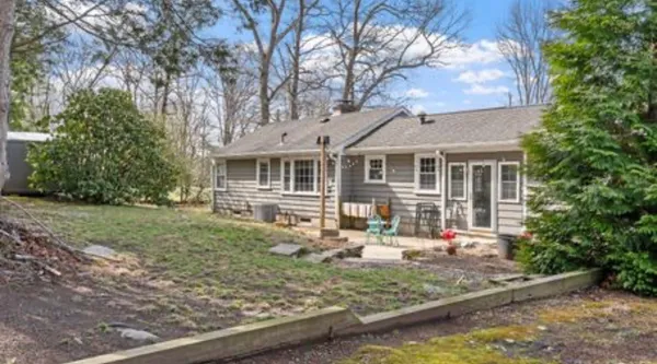 $499,000 | 4 Karen Ann Drive, Smithfield, RI 02917