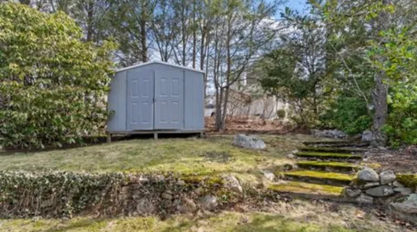 $499,000 | 4 Karen Ann Drive, Smithfield, RI 02917