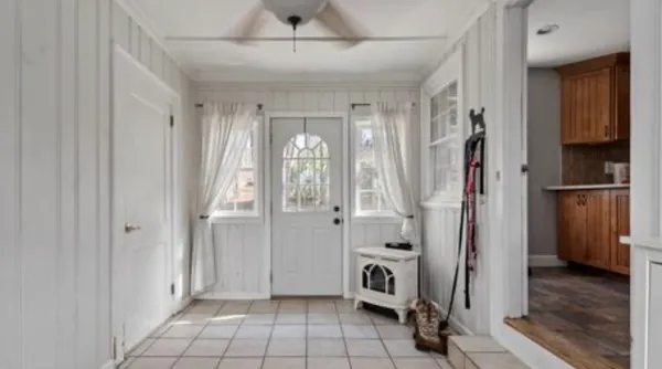 $499,000 | 4 Karen Ann Drive, Smithfield, RI 02917