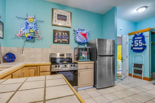$829,000 | 14 Cal Vista Drive, Dayton, ME 04005