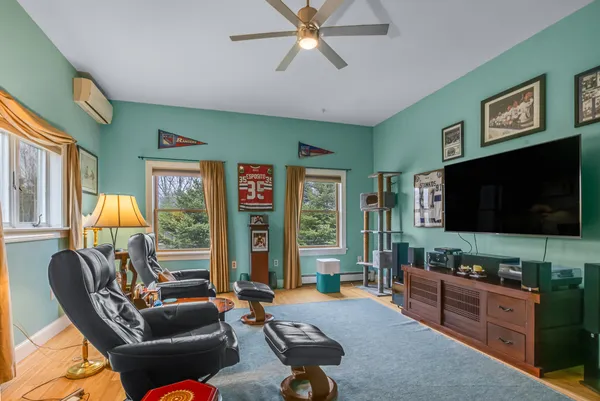 $829,000 | 14 Cal Vista Drive, Dayton, ME 04005