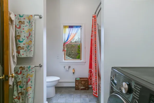 $829,000 | 14 Cal Vista Drive, Dayton, ME 04005